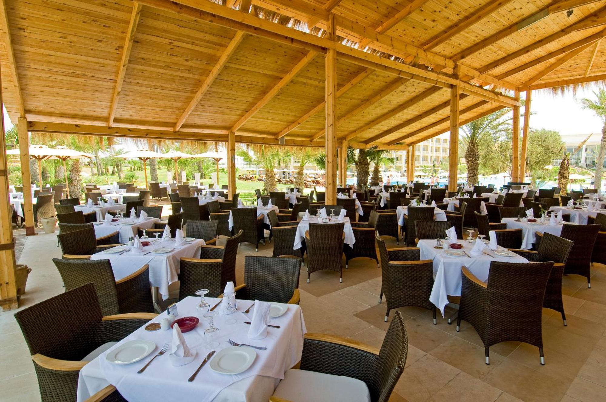 Royal Thalassa Monastir Exterior foto Restaurant at the Dead Sea