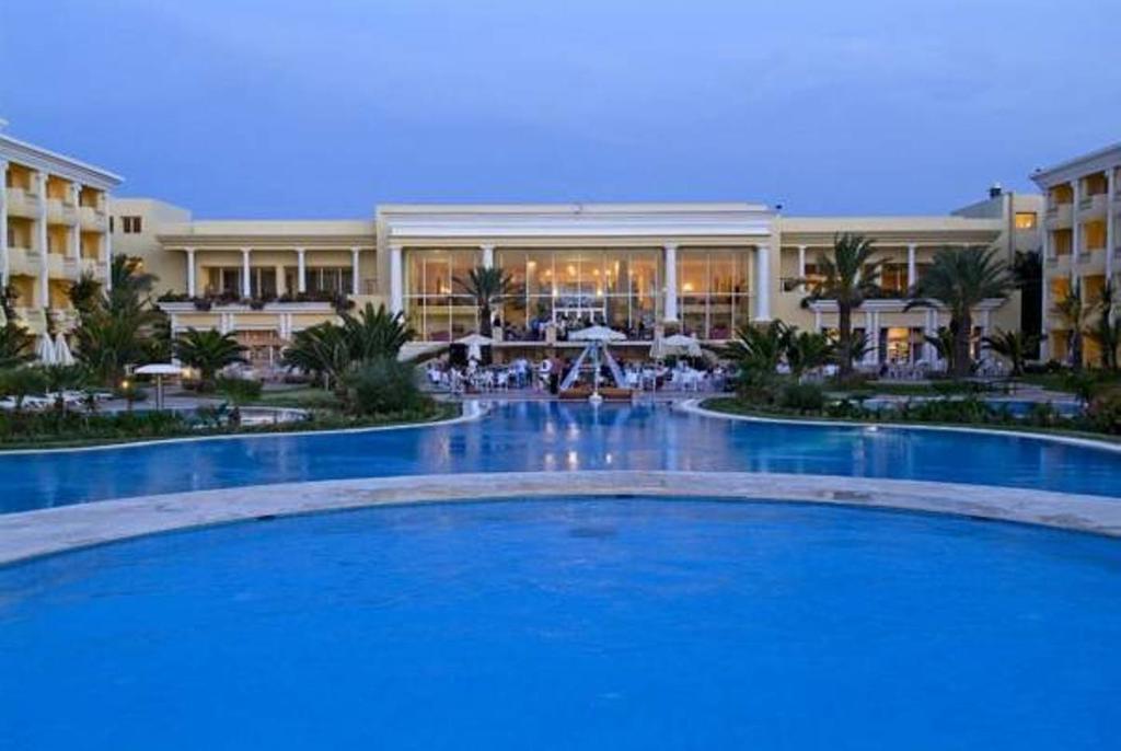 Royal Thalassa Monastir Exterior foto The Westin Resort & Villas, Playa Mujeres, Cancun, Mexico